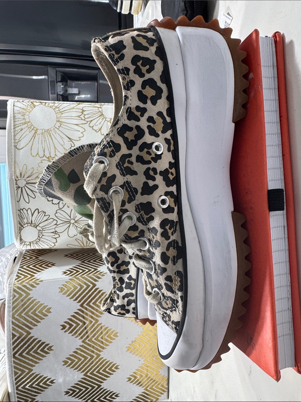 Converse Unisex Leopard Platform Sneaker with Chunky White Sole - Picture 8 of 9